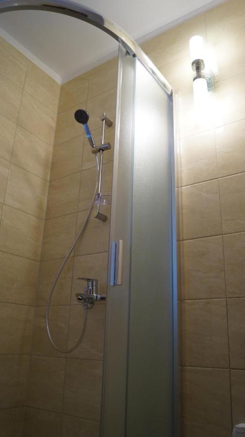 Apartment Sinko - Free Garage Parking, Central, 2 Bedrooms 4 Single Beds, Flexi Check-Out Budapesta Exterior foto