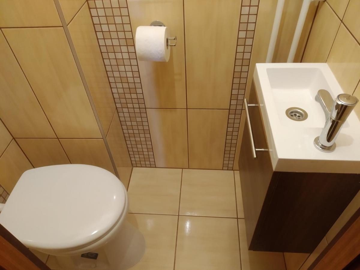 Apartment Sinko - Free Garage Parking, Central, 2 Bedrooms 4 Single Beds, Flexi Check-Out Budapesta Exterior foto